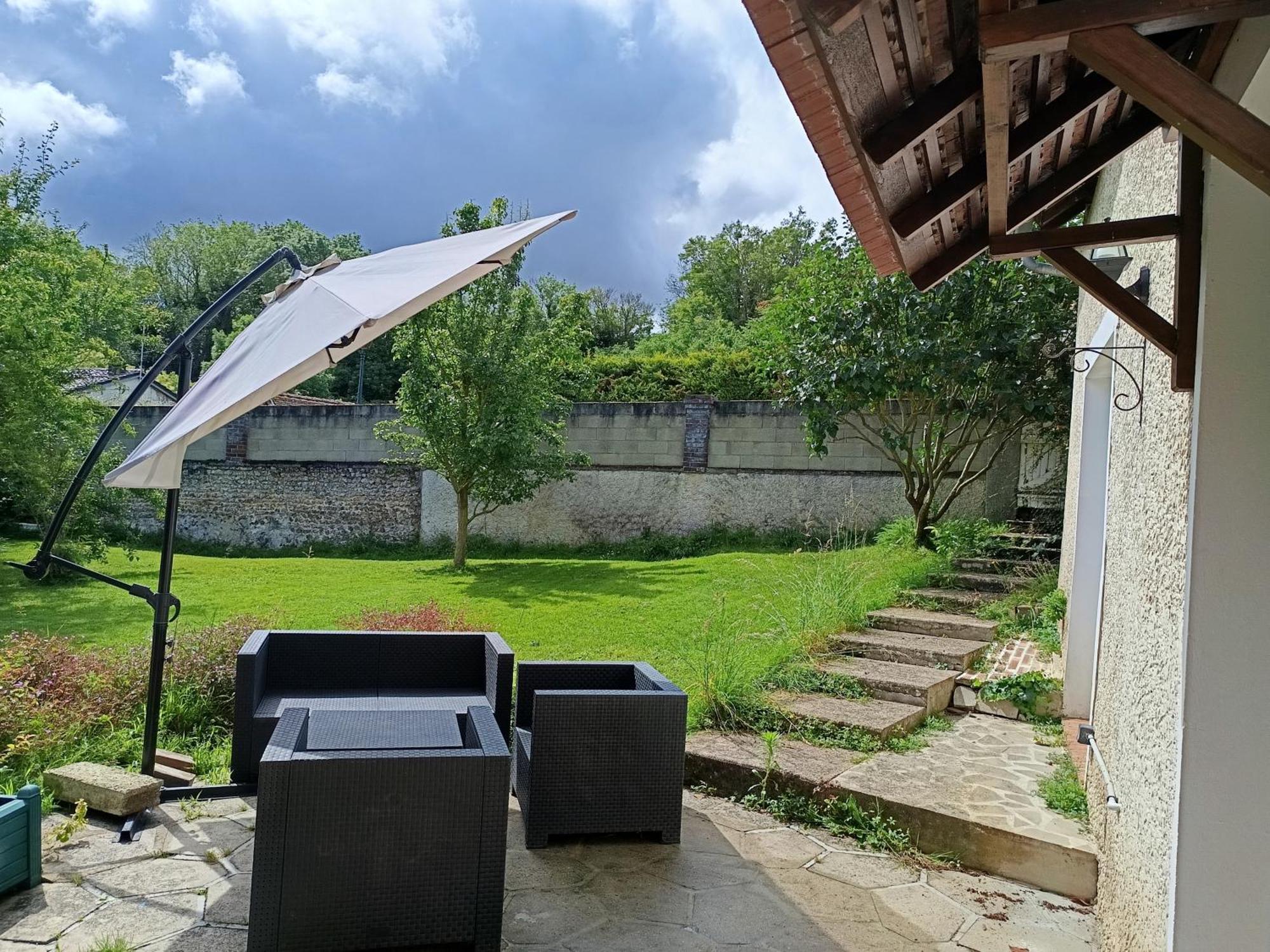 Sainte-Gemme-Moronval La Petite Maison מראה חיצוני תמונה